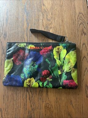 Bimba y Lola Black Floral Wristlet Pouch